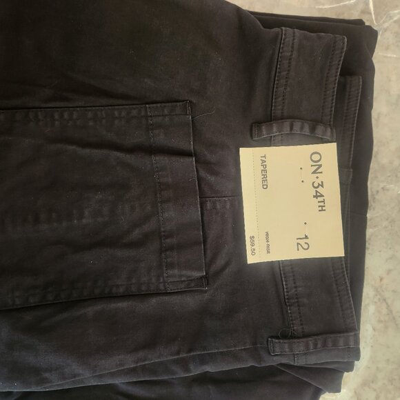 On 34th women's tapered ankle length high-rise cargo style Deep Black - Picture 1 of 2